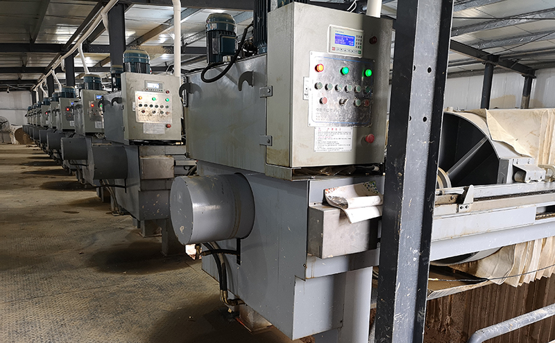 汙泥探花AV播放