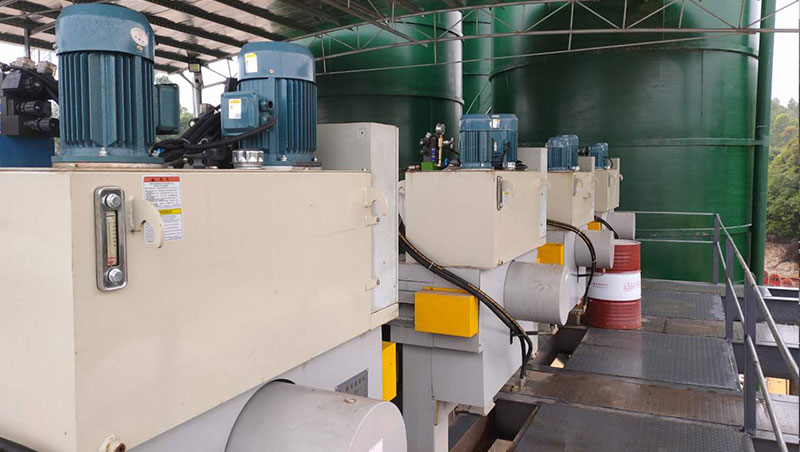 自動化廂式探花AV播放 自動化廂式探花AV播放