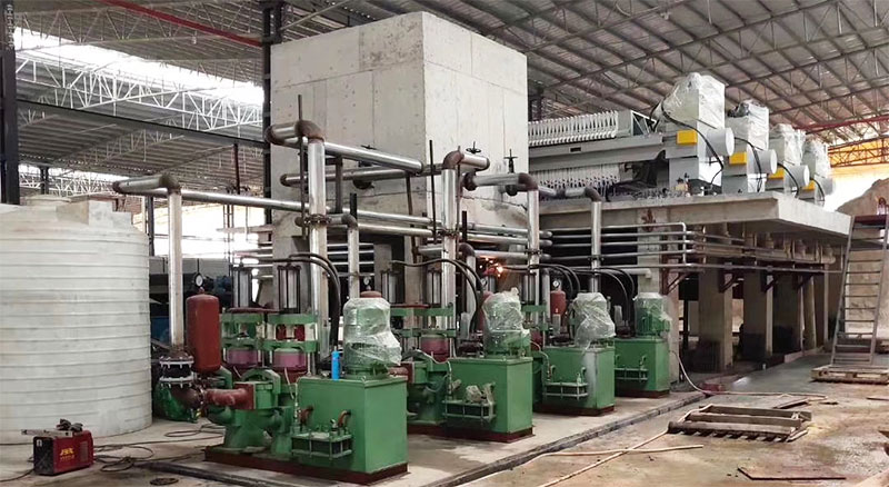 廂式探花AV播放